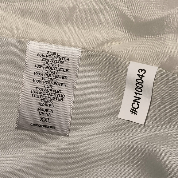 UNUSED New York & Company Fleece Inside Detachable Hood & Fur Winter Coat - Picture 10 of 14